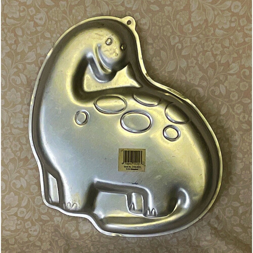 Wilton Aluminum Dinosaur Cake Pan 12 in Silver Non-Stick Oven Safe 450°F